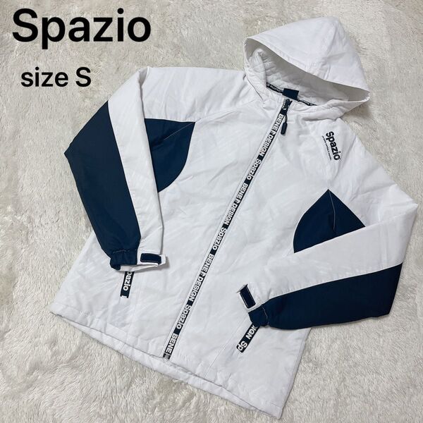 Spazio スパッツィオ 中綿ジャケット ホワイト フルジップ 防風 防寒 キルティング エンボスパディングパーカー S
