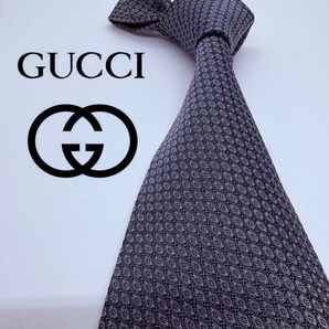 【美品】GUCCI /グッチ ネクタイ 総柄