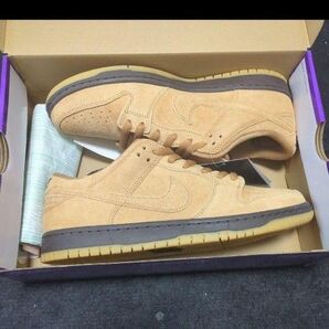Nike SB Dunk Low ベージュ スエード BQ6817−204