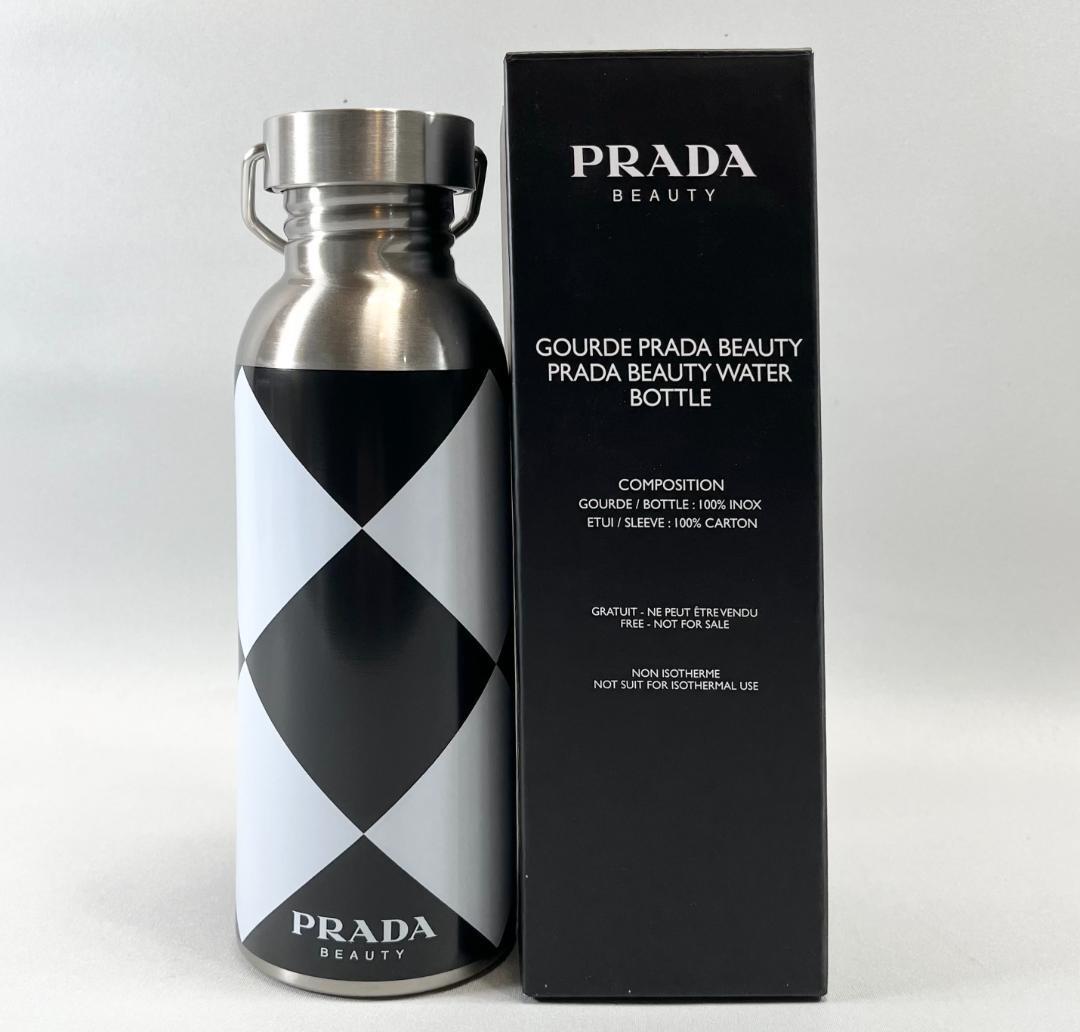 Yahoo!オークション -「PRADA 水筒」の落札相場・落札価格 Yahoo!オークション -「PRADA 水筒」の落札相場・落札価格