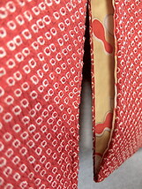 M4703) 赤絞り羽織　身丈89cm　袖丈48　裄61　前巾20　後巾30_画像7