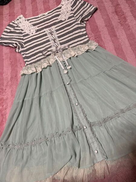 axes femme 夏 ワンピース