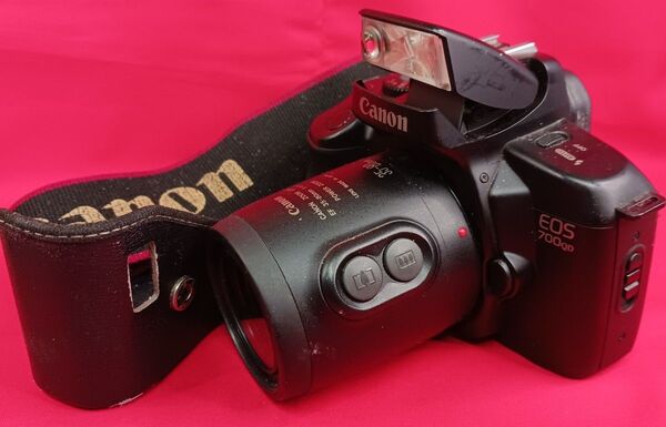 甦るフィルムカメラ★ Canon EOS 700…②レンズ付き
