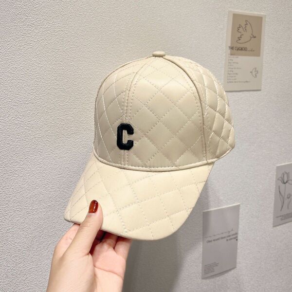 ロゴ キャップ キルティングキャップ ベージュ 韓国 帽子 レディース CAP