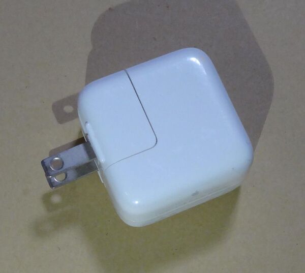 Apple純正 USB電源アダプタ10W