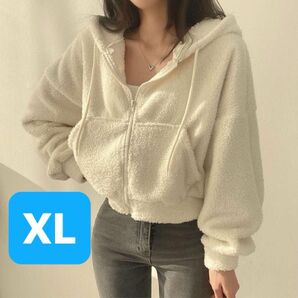 パーカー ボア ラムウール ウール ふんわり 冬 おしゃれ カジュアル ホワイト 白