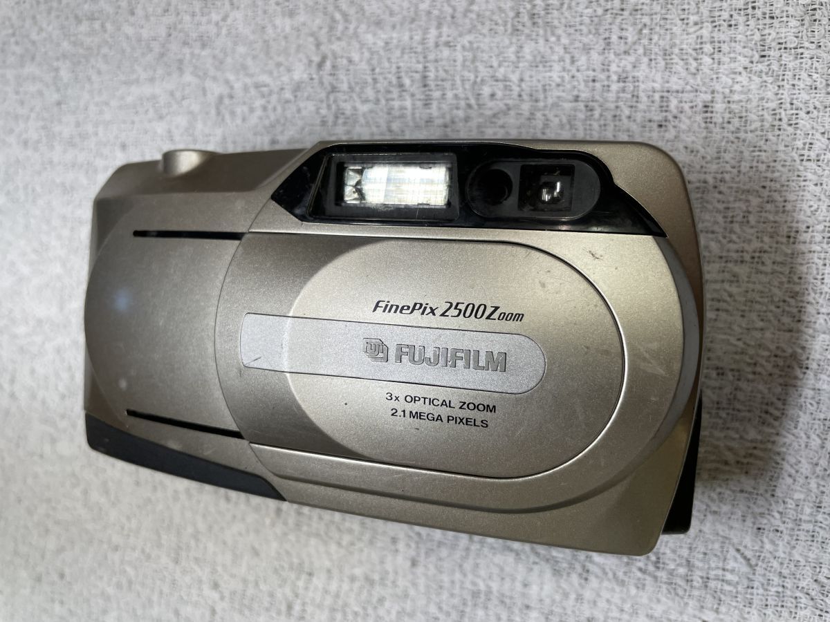 Yahoo!オークション -「finepix 2500z」の落札相場・落札価格 Yahoo!オークション -「finepix 2500z」の落札相場・落札価格