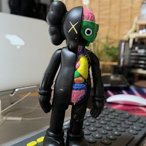 kaws分解フィギュア黑 約20cm
