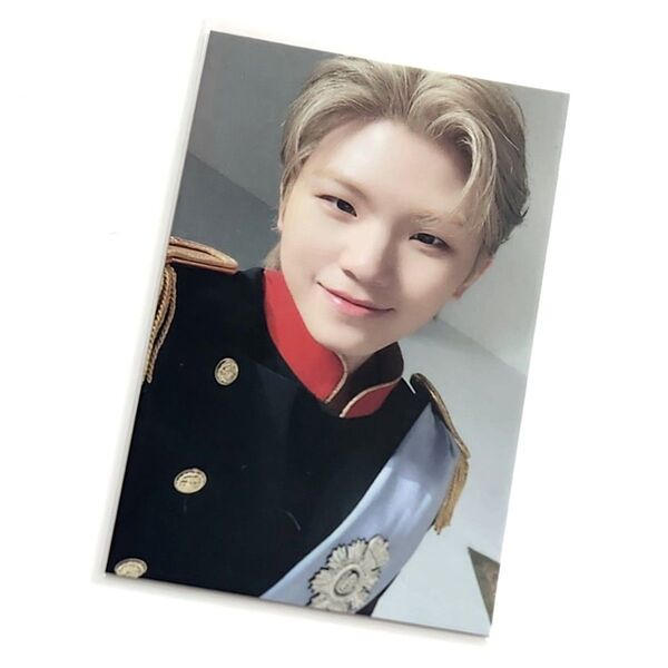 SEVENTEEN CAFE SEOUL トレカ ウジ セブチ フォトカード カフェ ソウル 軍服