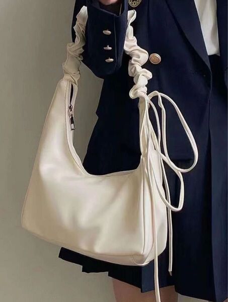 ハンドバッグ ショルダーバッグ 肩掛け ワンショルダー SHEIN