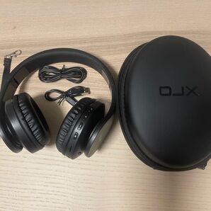 ワイヤレスヘッドホン