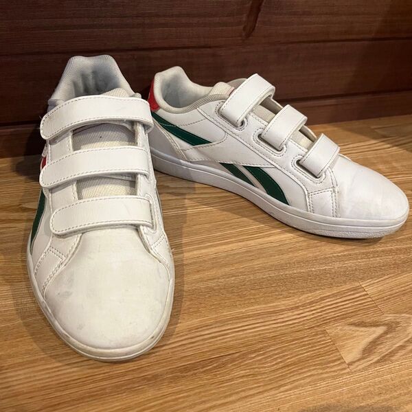 Reebok スニーカー