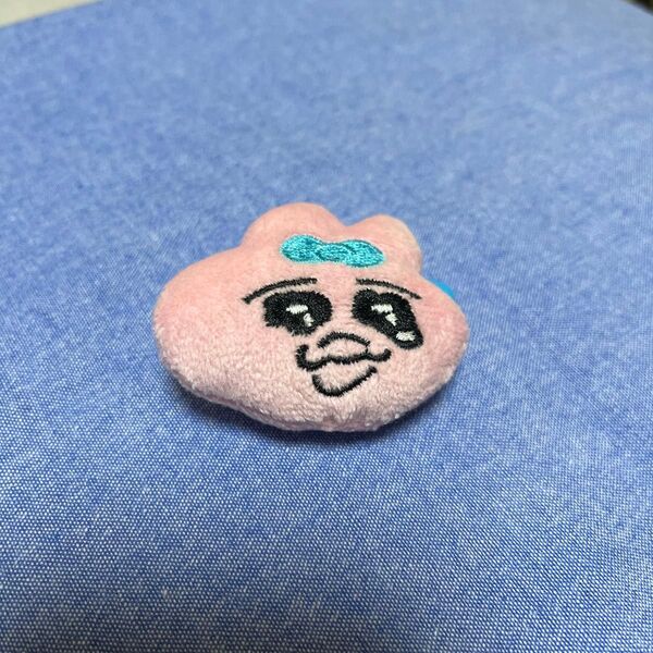 おぱんちゅうさぎ ぬいぐるみバッジ