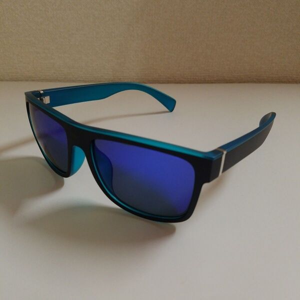 JINS Wellington Sports Sunglasses ウェリントンカラー