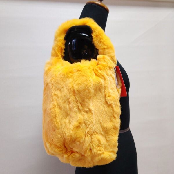 【新品】レッキスラビットファー ワンショルダーバッグ イエロー レディース