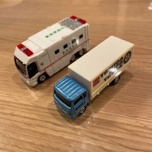 トミカ TOMICA