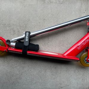 フェラーリF1 折りたたみ キックボード