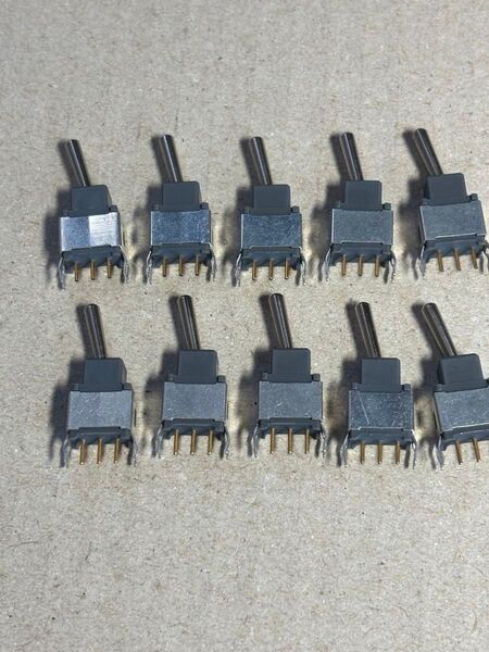 トグルスイッチ A-12 10個セット NKK 単極 2.54mmピッチ