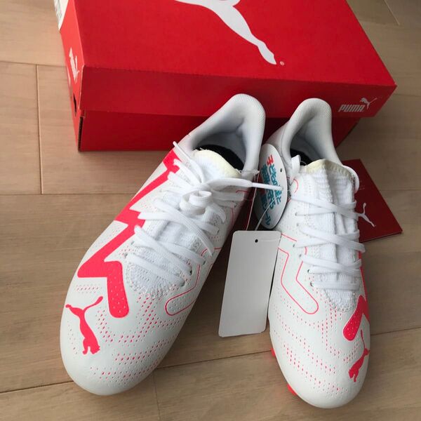 新品 サイズ21 PUMA (プーマ) 107389 01 サッカー ジュニアスパイク