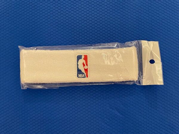 新品未開封 NBA ヘッドバンド 白 ホワイト ヘアバンド カイリー カリー