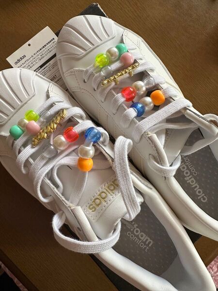 adidasスニーカー・24.0㎝