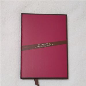 shu uemurs のla maison du chocolat parisとコラボした時のノベルティノート 紐付き1冊