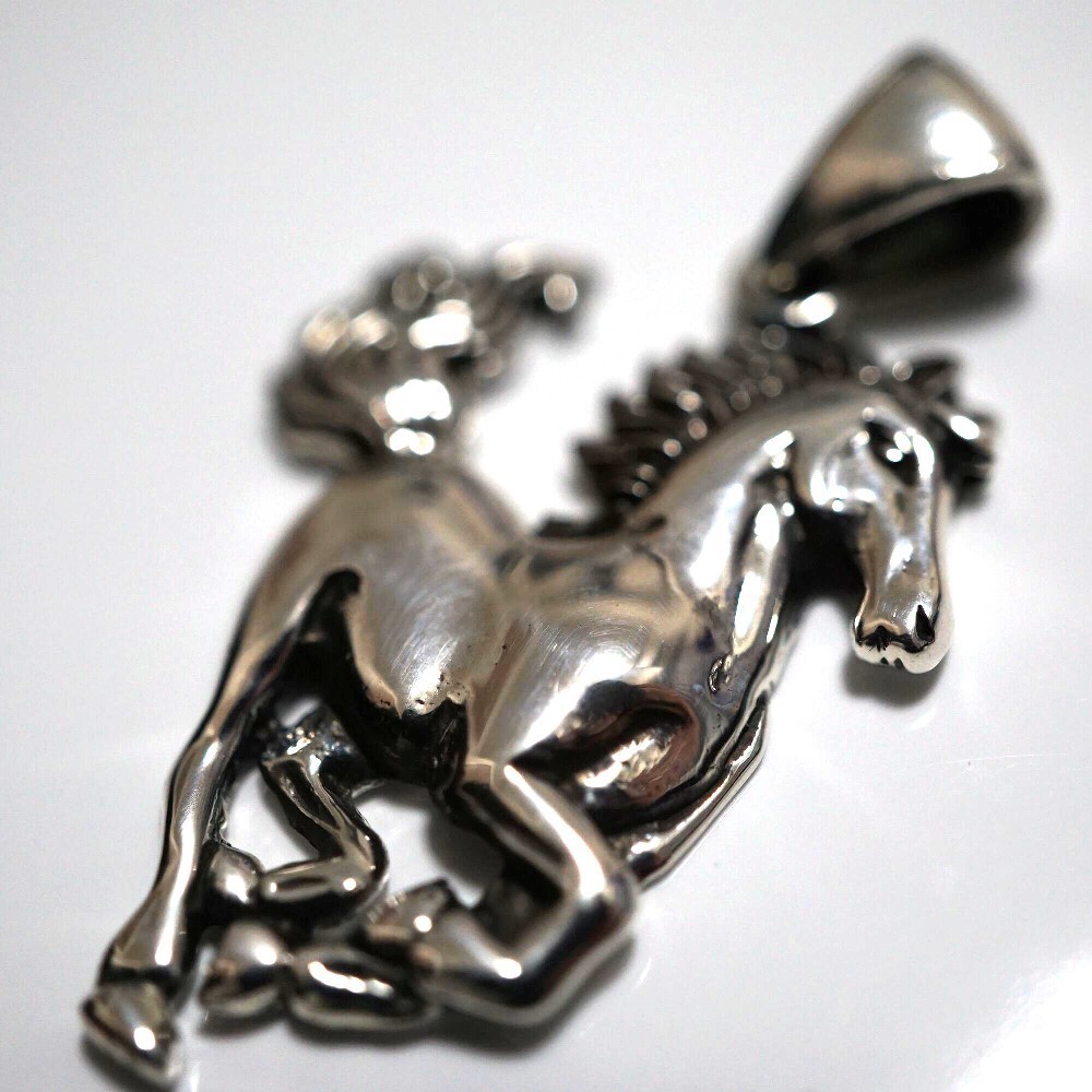 シルバーネックレス 925 跳馬 ヘッド 銀 うま 馬 ホース 競馬 シルバーネックレス 925 跳馬 ヘッド 銀 うま 馬 ホース 競馬