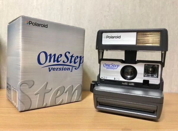 Polaroid ポラロイドカメラ ONE STEP Version II