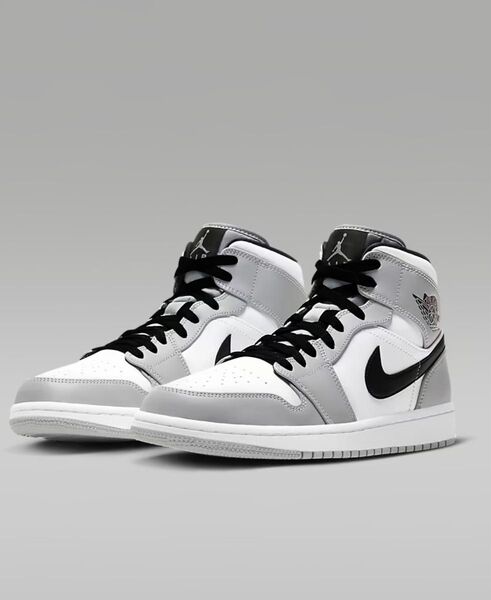 Nike Air Jordan 1 Mid "Light Smoke Grey/White/Black"