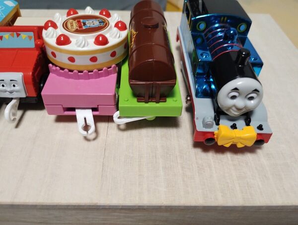 プラレール トーマス25周年 青いピカピカトーマス