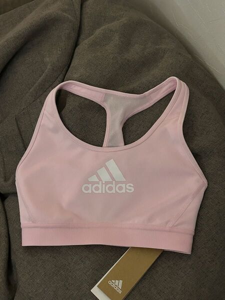 adidas アディダスレディース スポーツブラ 日本サイズM ライトピンク