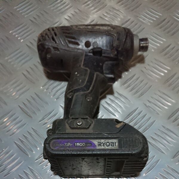 RYOBI 充電式インパクトドライバ 18V ジャンク
