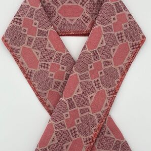 F31着物半襟(半衿)幾何学模様ピンク色 古着着物リメイク品アンティーク 半衿 和洋折衷コーデ モダン