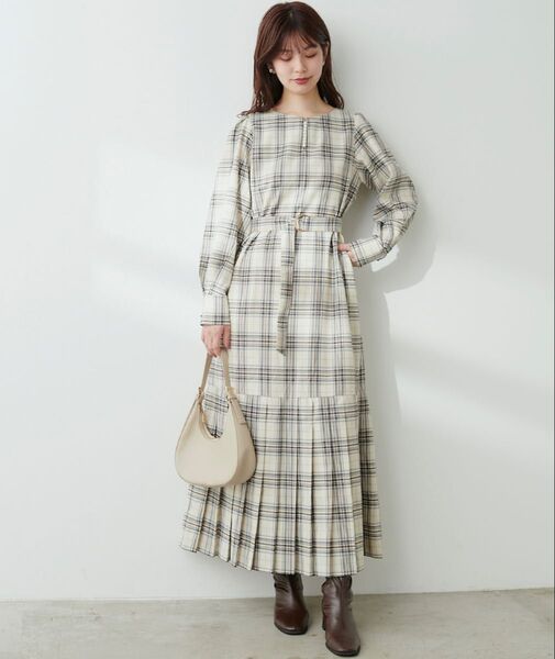 ナチュラルクチュール natural couture パール取外し裾プリーツワンピース osono 美品 長袖