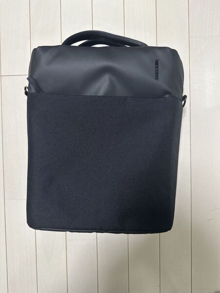 A.R.C. Tech Tote 2WAYトートバッグ 10.4L