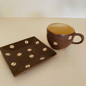 美濃焼 Beans カップとプレート ①