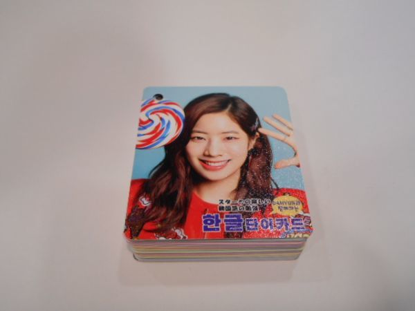 TWICE ダヒョンの値段と価格推移は?|968件の売買情報を集計したTWICE ...