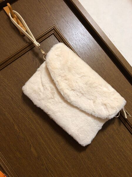 【未使用】ファーバッグ クラッチバッグ ショルダーバッグ 2way 白