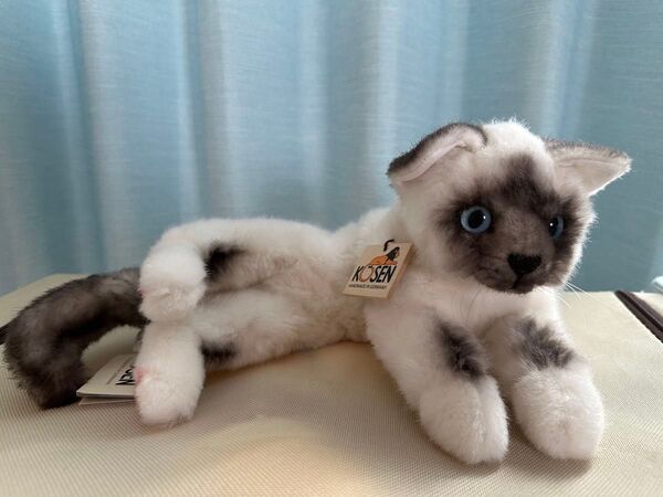 新品タグ付き kosen ドイツ 猫 ぬいぐるみ