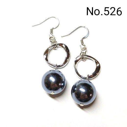 No.526 ハンドメイドピアス イヤリング 樹脂ピアス プラパール ブルー系 シルバーフープ アクセサリー