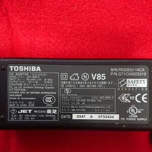  Toshiba AC адаптор ADP-60RH A 15V 4A