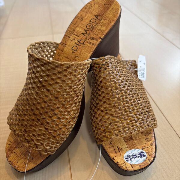 新品 厚底サンダル ミュール