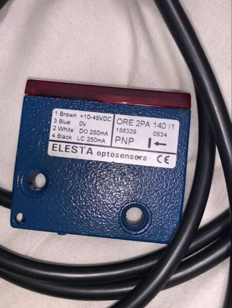 Elesta Photoelectric Sensor Optosensorics ORE 2PA 140/1 PNP
