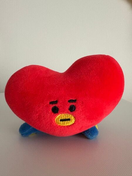 公式BT21 TATA ぬいぐるみ キーホルダー付き