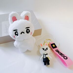 スキズ skzoo リノ ぬいぐるみ キーリング キーホルダー