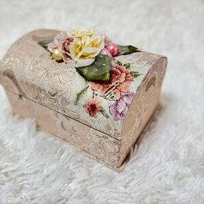 新品 axes femme ローズ宝箱風アクセサリーケース