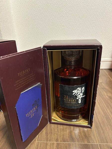 【未開栓 箱 冊子付】サントリー 響 21年 ウイスキー 700ml 43% SUNTORY HIBIKI ジャパニーズ 国産