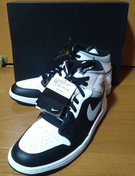 【新品未使用 希少サイズ】NIKE AIR JORDAN 1 MID "WHITE SHADOW"