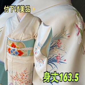 可憐上品な付下げ美品柔らかなホワイト系に細かい四季花模様 身丈163.5