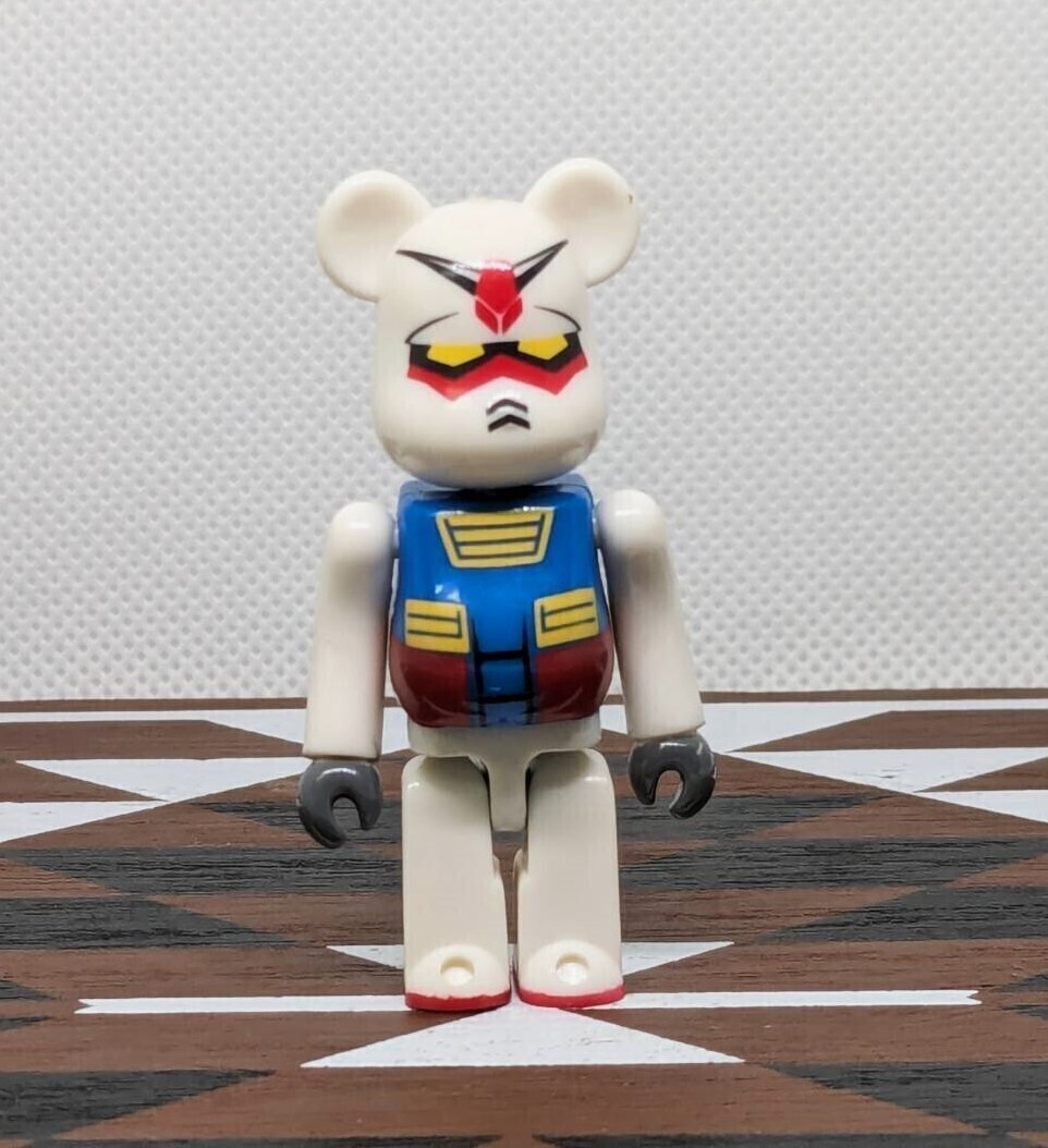 Yahoo!オークション -「ペプシ ガンダム ベアブリック」の落札 Yahoo!オークション -「ペプシ ガンダム ベアブリック」の落札
